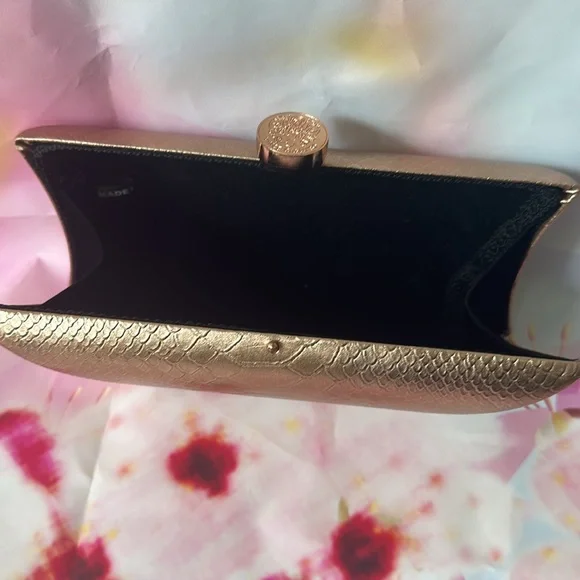 Vince Camuto Rose Gold Clutch - Picture 4 of 9